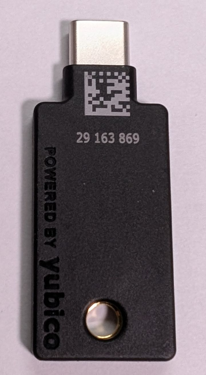 YubiKey 5C NFCの裏面